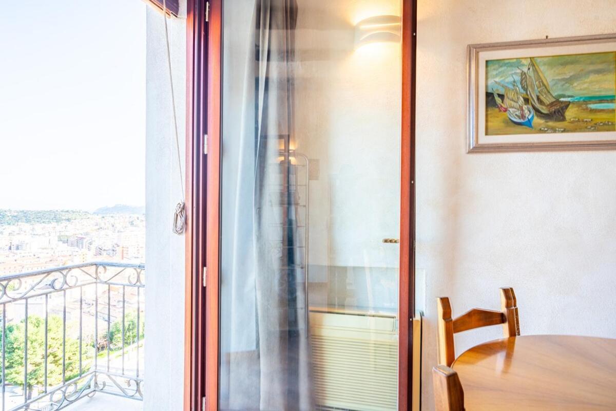 Martini, Panoramic View, Castello Apartamento Cagliari